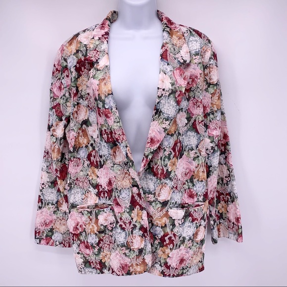 Vintage Jackets & Blazers - VINTAGE 90s Floral Tapestry Blazer Size M-XL